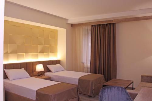 Mandarin Hotel
