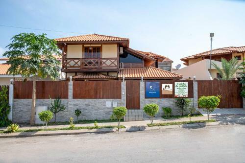 Hostal Ndussole House
