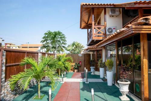 Hostal Ndussole House