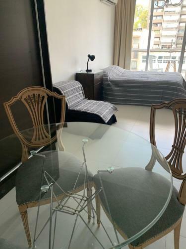Apartamento Eugene Olivos Al Rio, Temporal