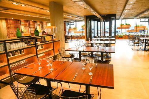 Hotel Eco Max