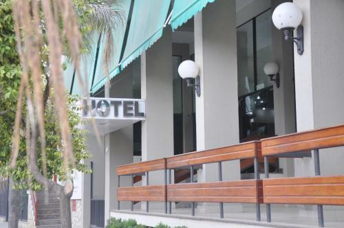 Catalina Hotel