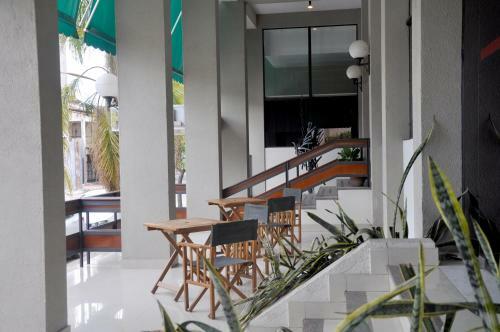Catalina Hotel