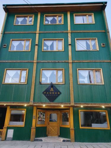 Yaghan Hostel