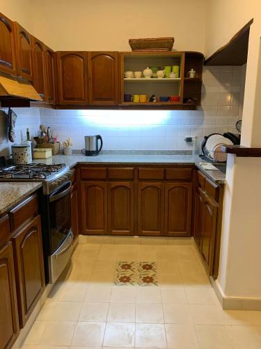 Casa En Villa Allende - Pileta Y Quincho