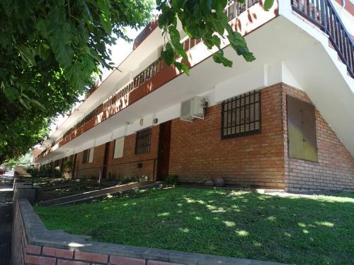 Apartamento Departamento German En Complejo Suqu�a