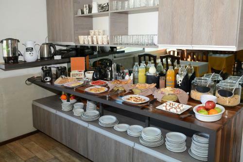 Hotel Costalago Suites