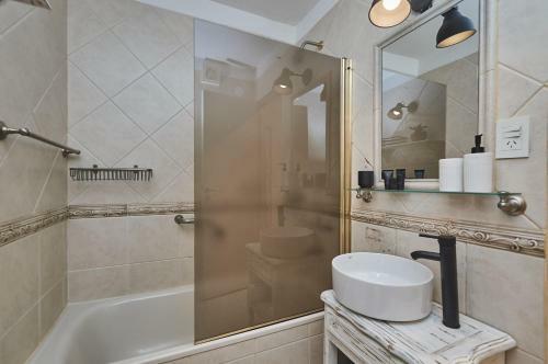 Incredible Vintageeclectic Style Apartment Recoleta