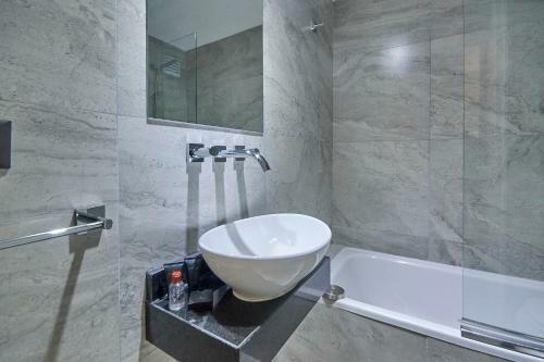 Luminous Apartment In Recoleta