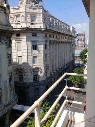 Apartamento Departamento 3 Ambientes En Pleno Centro