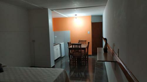 Albergue Casona Poeta Airport