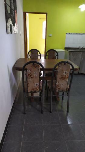 Albergue Casona Poeta Airport