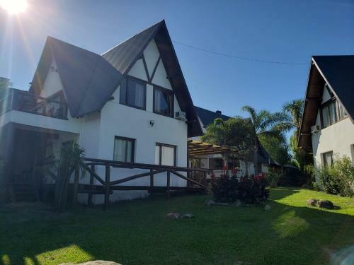 Caba�as De Torre Colon