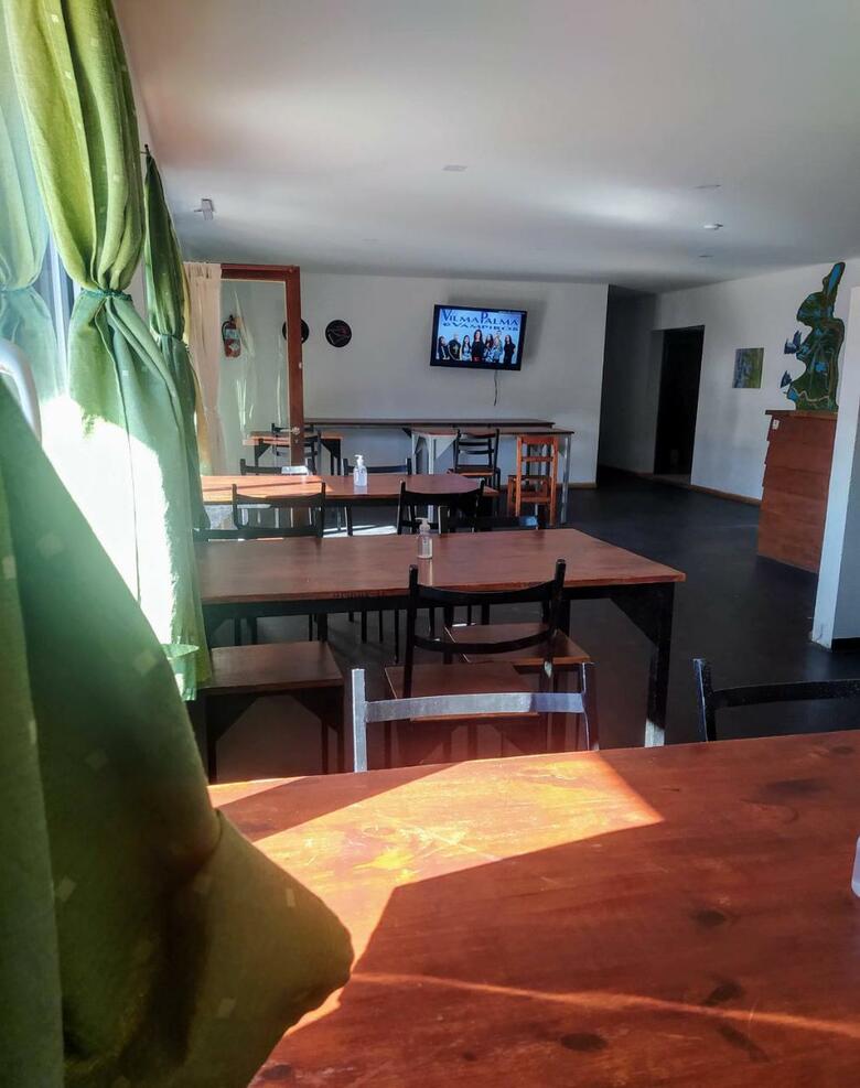 Hotel Hostel El Paredon