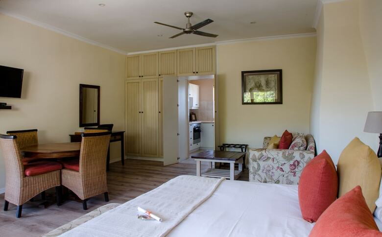 Hostal Summit Place Guesthouse