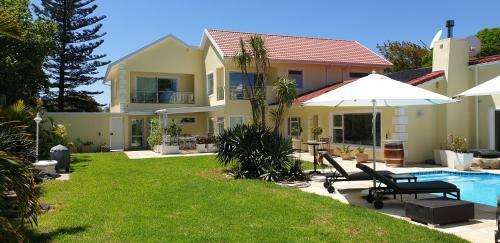 Bed & Breakfast Constantia Cottages