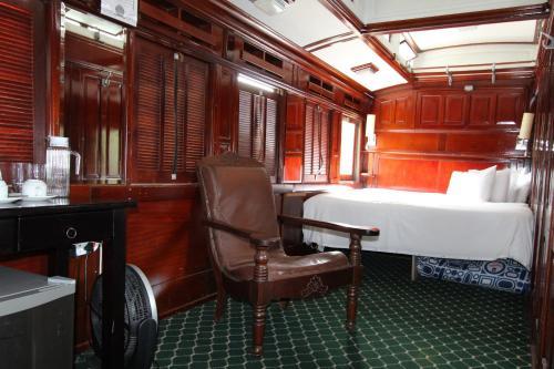 Lodge Santos Express