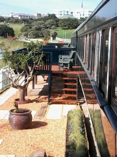Lodge Santos Express