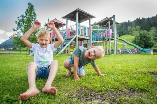 Apartamento Alpenchalets Flachauer Gutshof