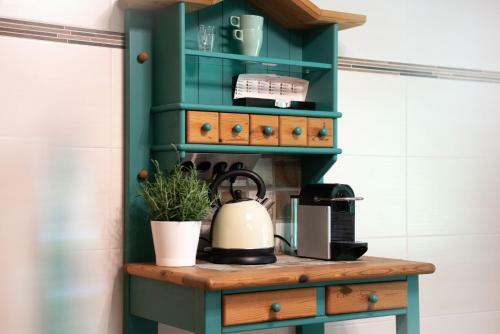Lakeview Apartment