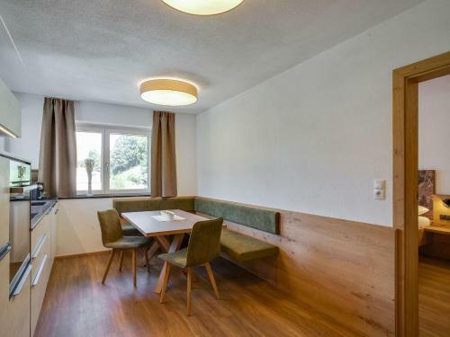 Inviting Apartment In Hart Im Zillertal With Parking