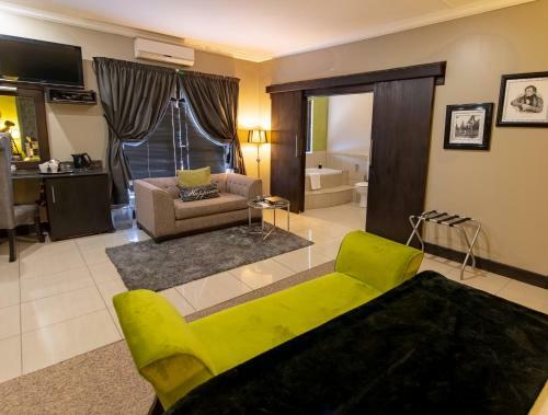 Hostal Altissimo Guesthouse