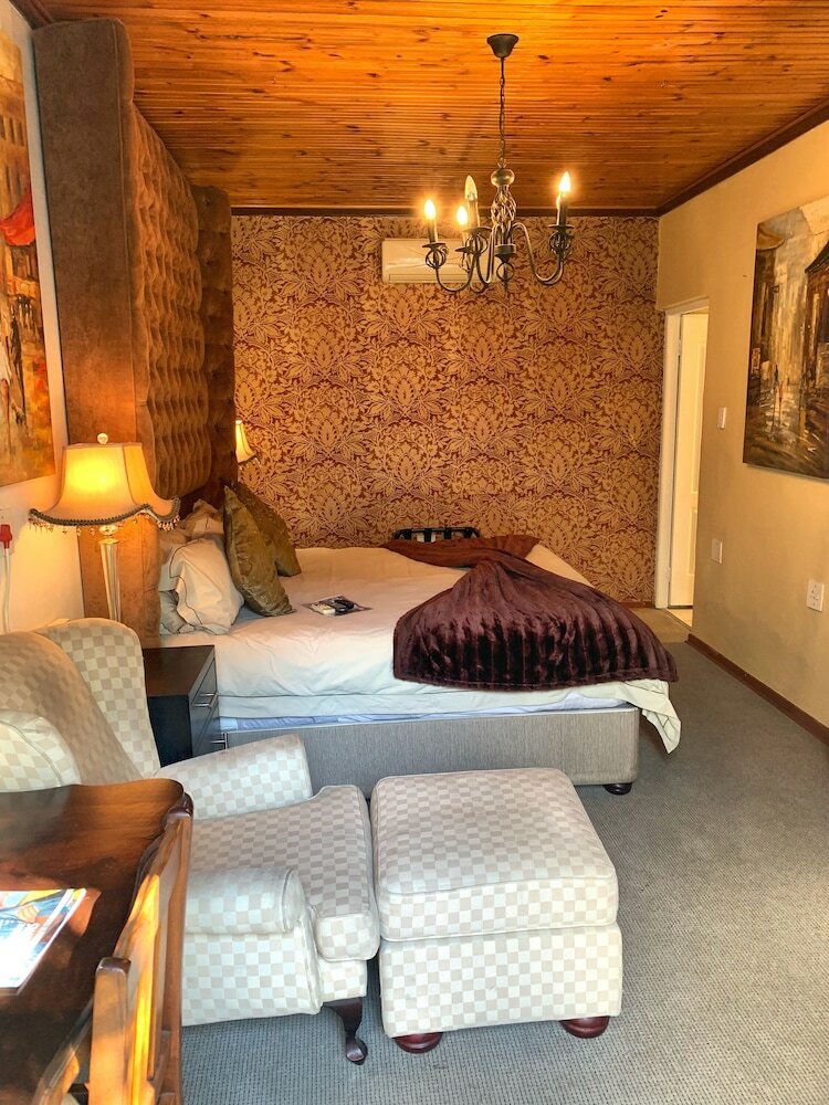 Hostal Dersley Manor