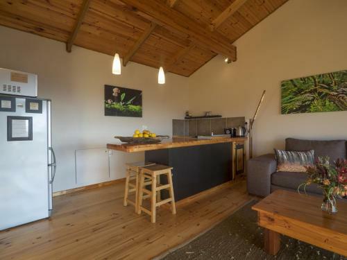 Hostal Cliffhanger Cottages