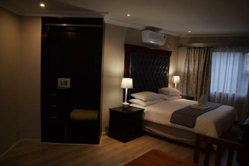 Hostal African Moon Corporate House