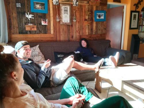 Saltycrax Backpackers And Surf Hostel