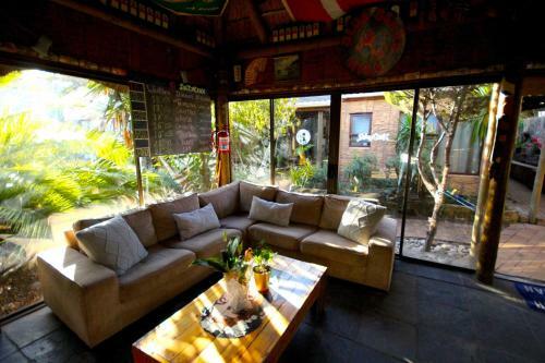 Saltycrax Backpackers And Surf Hostel