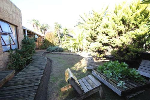 Saltycrax Backpackers And Surf Hostel