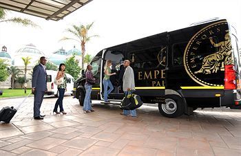 Hotel Peermont Metcourt Suites At Emperors Palace