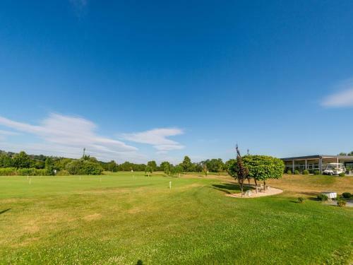 Upscale Holiday Home In Lutzmannsburg With Pool