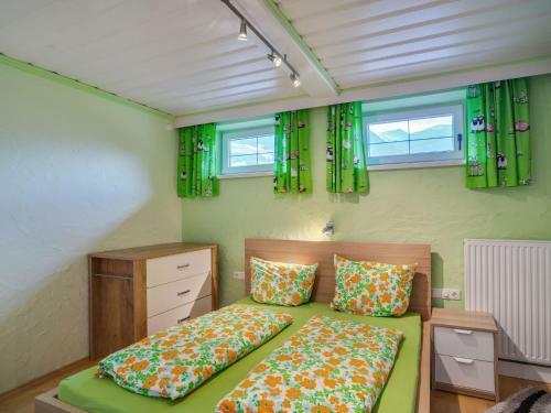 Simplistic Apartment In Ramsau Im Zillertal With Ski-storage