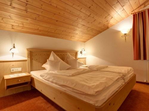 Spacious Apartment In Sankt Anton Am Arlberg With Balcony