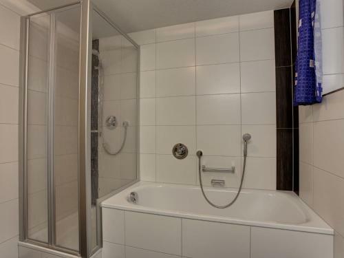 Spacious Apartment In Sankt Anton Am Arlberg With Balcony
