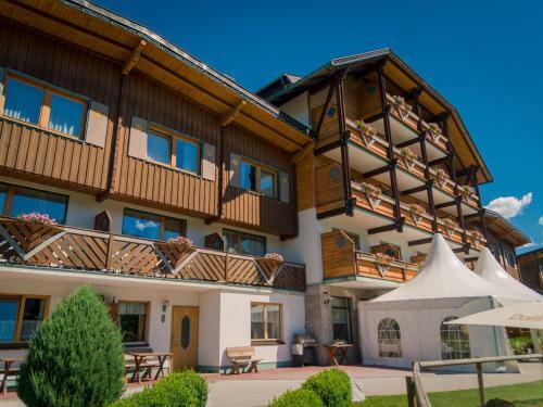 Lovely Holiday Home In Schladming With Balcony