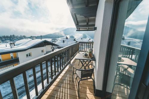 Mirador Apartments