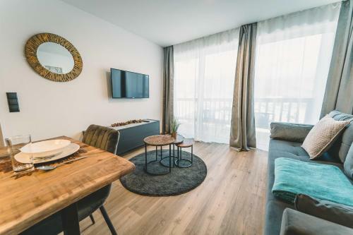 Mirador Apartments