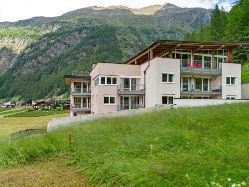 Appealing Apartment In Zwieselstein With Skiing Nearby