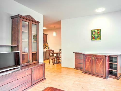 Beautiful Apartment In Zwieselstein With Balcony