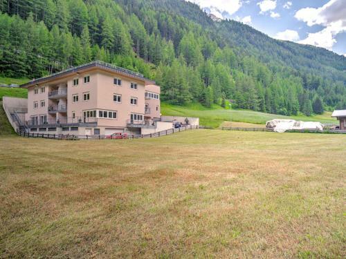 Beautiful Apartment In Zwieselstein With Balcony
