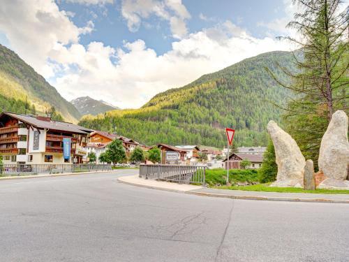 Beautiful Apartment In Zwieselstein With Balcony