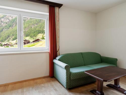 Valley-view Apartment In Zwieselstein With Ski-storage