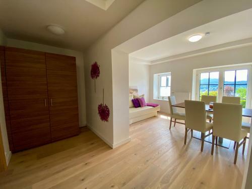 Apartamento Haus Aussicht - Ferienwohnungen Velden