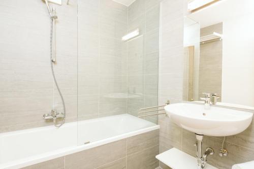 Apartamento Haus Aussicht - Ferienwohnungen Velden