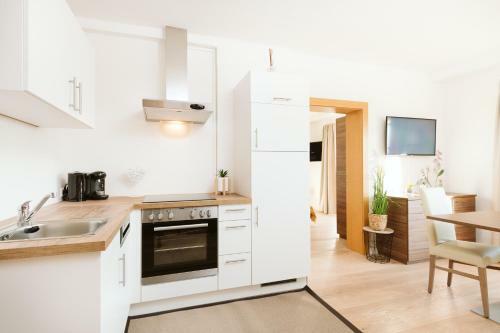 Apartamento Haus Aussicht - Ferienwohnungen Velden