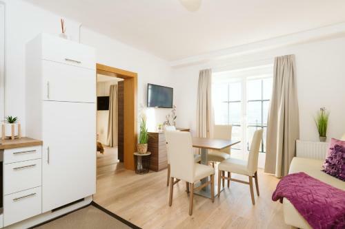 Apartamento Haus Aussicht - Ferienwohnungen Velden