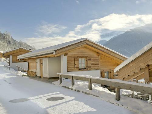 Cozy Chalet With Sauna, Close To K�nigsleiten